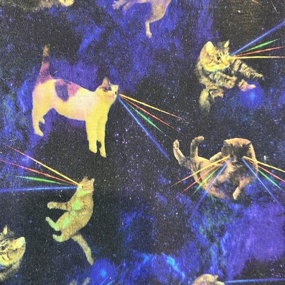 Zumiez Dark Night Sky Raining Cats With Laser Eyes Light Fleece Sleep Top Medium - Picture 13 of 16